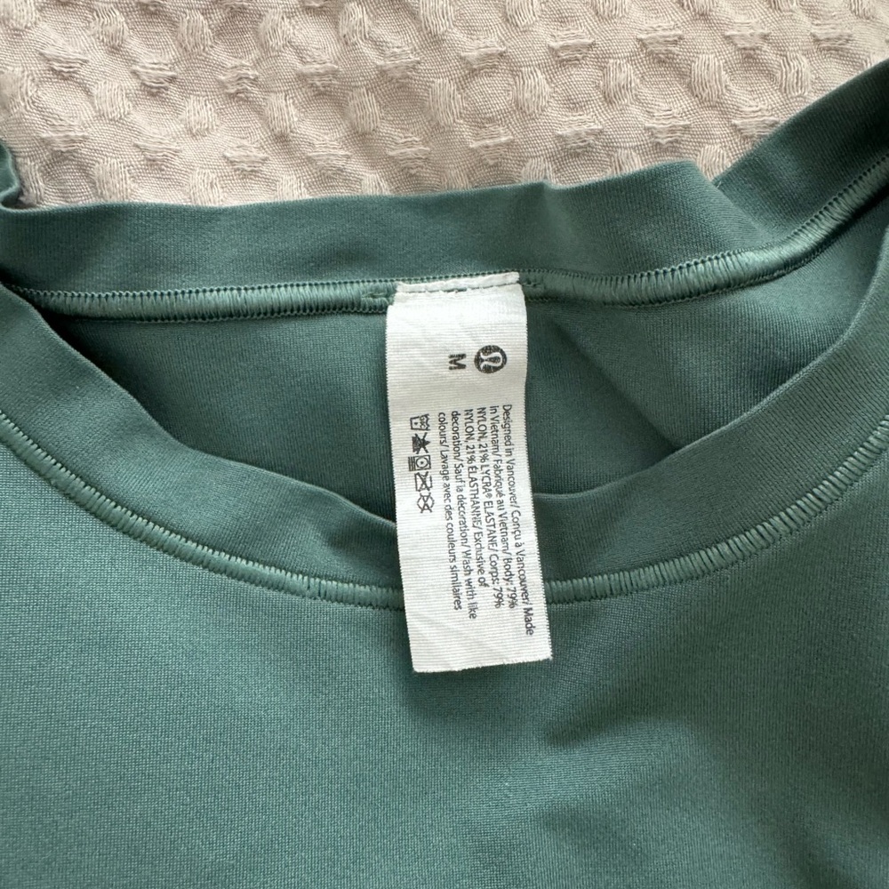 Wundermost Ultra-Soft Nulu Crewneck Cropped T-Shirt